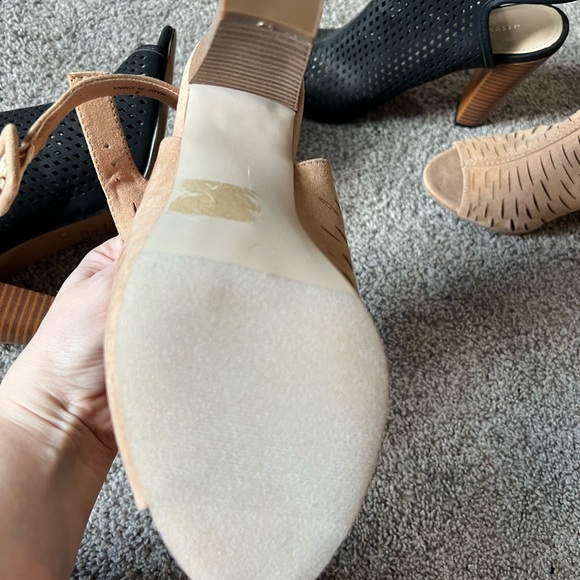 Booties (2) - Picture 3 of 5